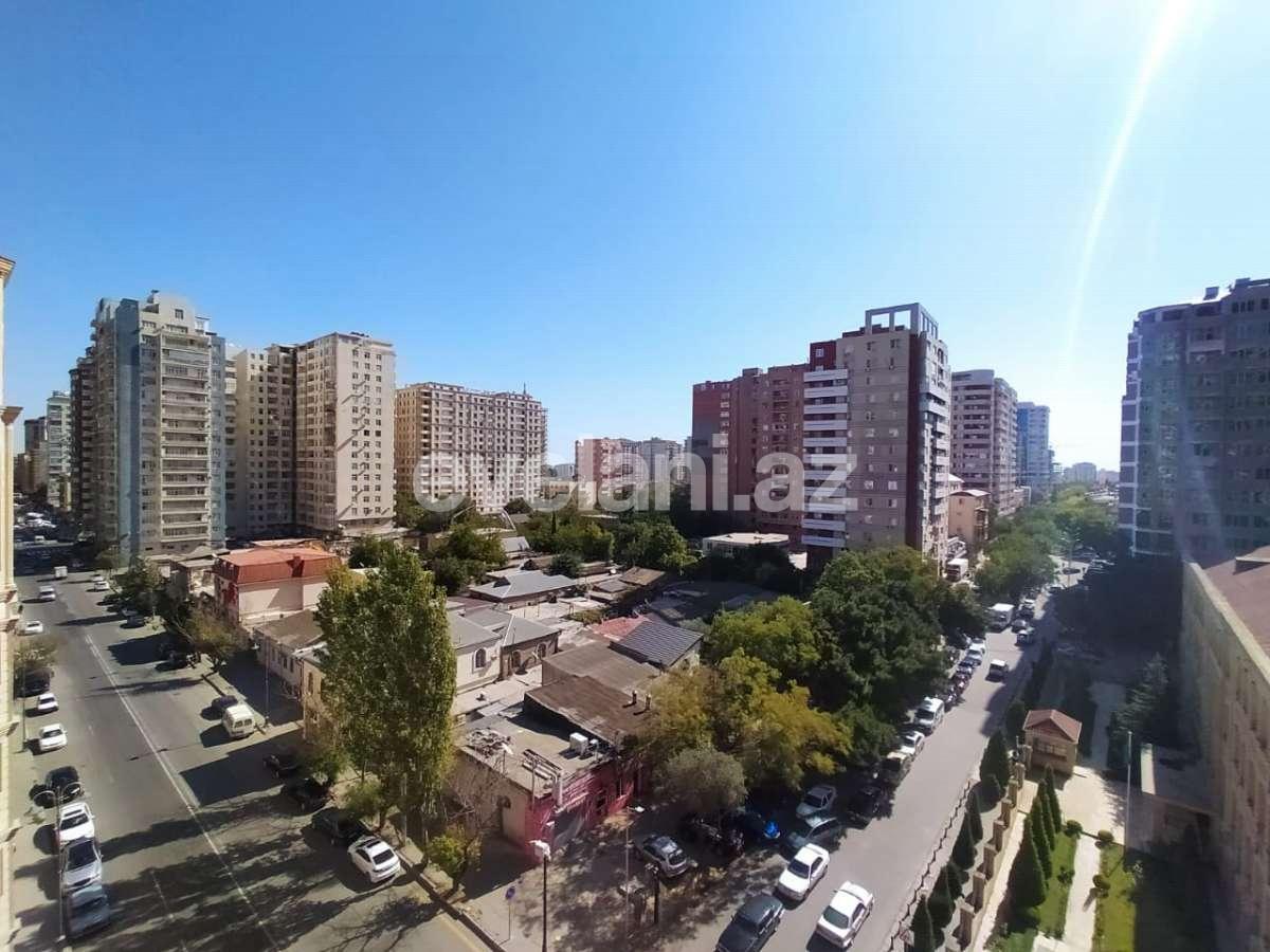 Satılır, yeni tikili, 3 otaqlı, 148 m², Gənclik m.