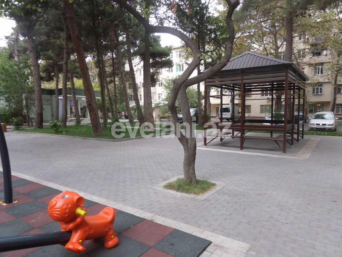 Sale, old building, 2 room, 47 m², Darnagul m.