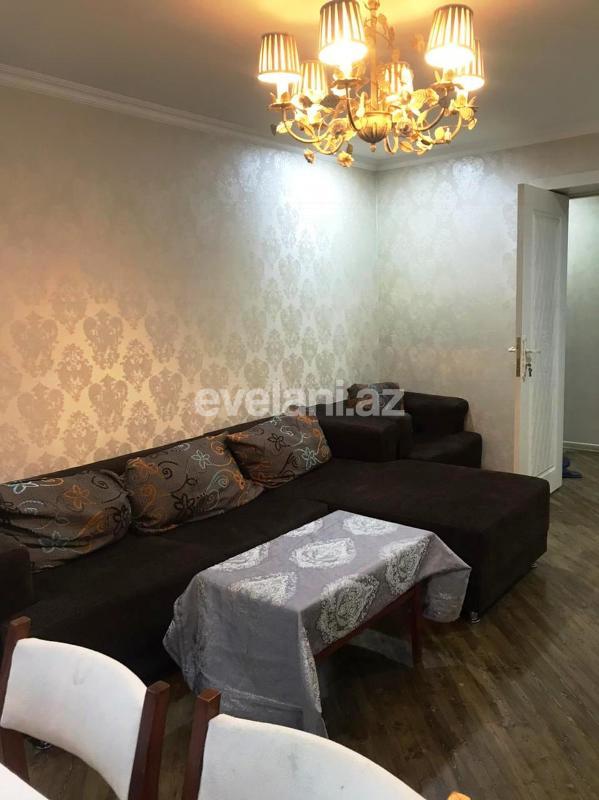 Rent, old building, 3 room, 74 m², Nizami m.