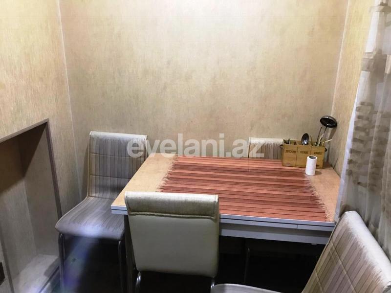 Rent, old building, 3 room, 74 m², Nizami m.