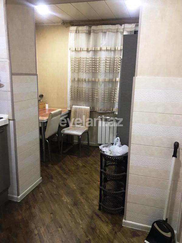 Rent, old building, 3 room, 74 m², Nizami m.