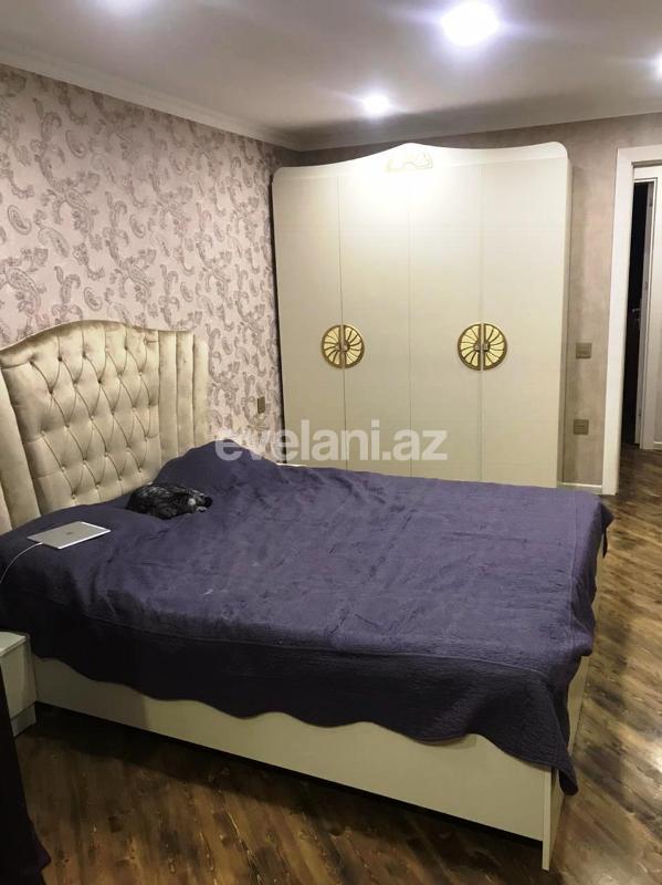 Rent, old building, 3 room, 74 m², Nizami m.