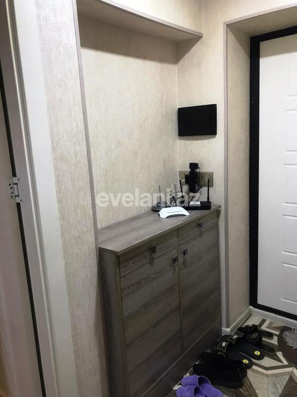 Rent, old building, 3 room, 74 m², Nizami m.