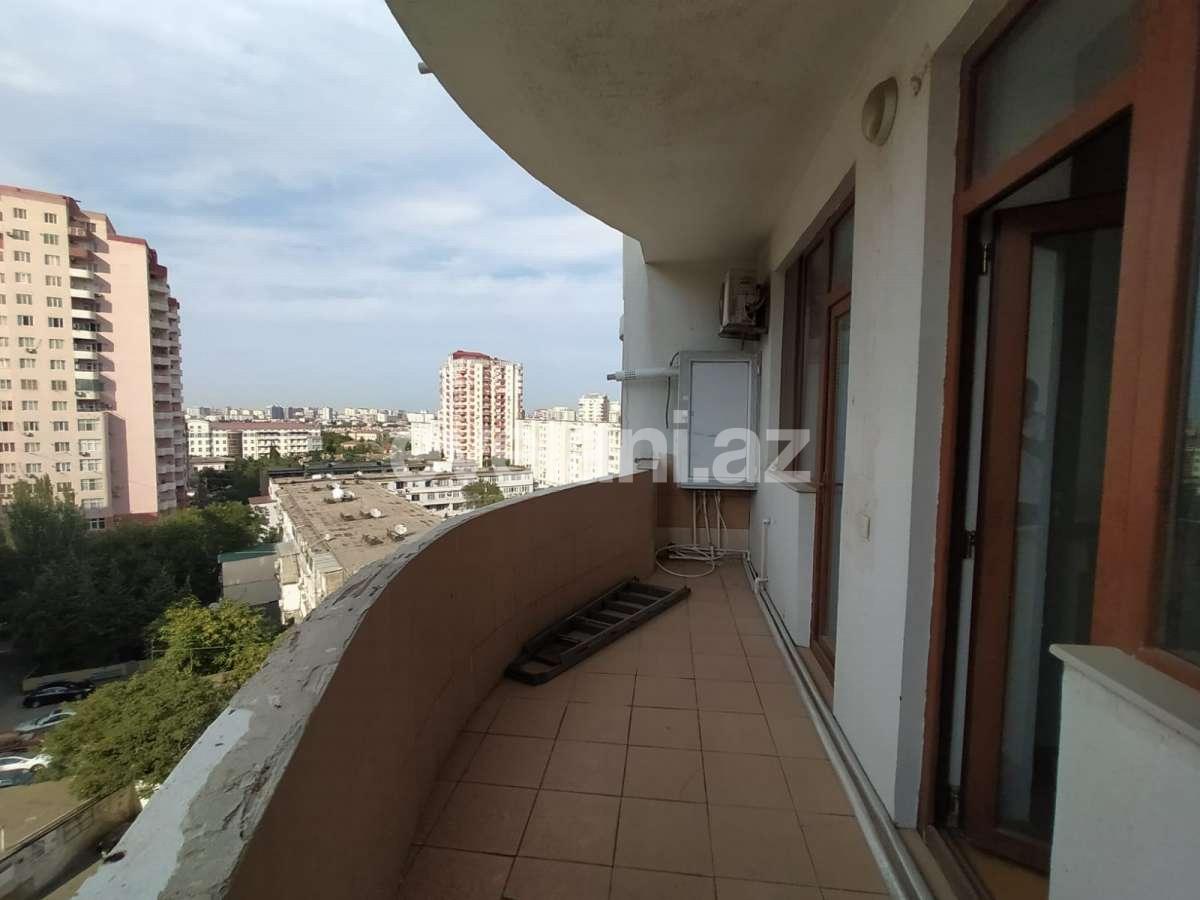 Sale, new building, 3 room, 138 m², 8 November m.