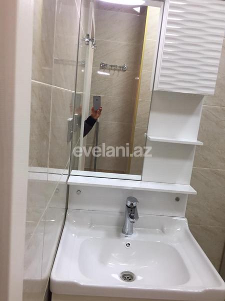 Satılır, yeni tikili, 2 otaqlı, 51 m², İnşaatçılar m.