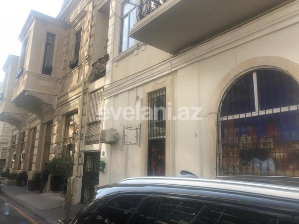 Kirayə verilir, ofis, 2 otaqlı, 55 m², Səbail r.