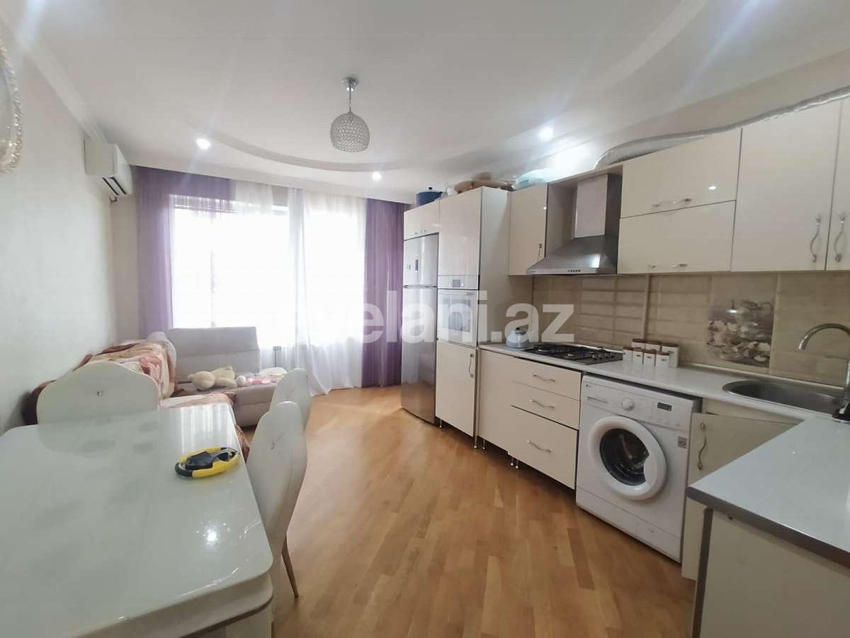 Satılır, yeni tikili, 2 otaqlı, 107 m², 8 Noyabr m.