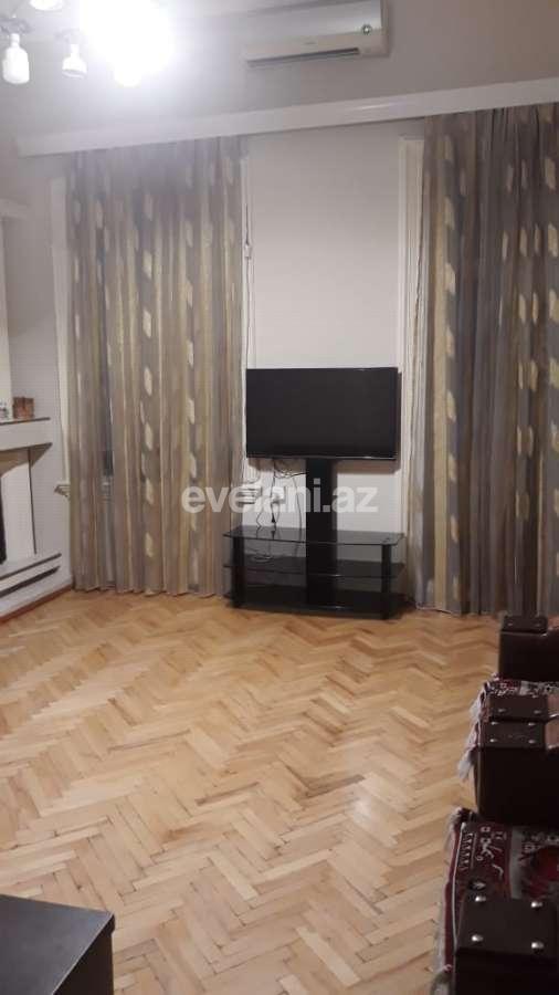 Sale, old building, 2 room, 50.2 m², Icheri Sheher m.
