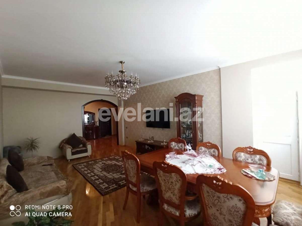 Satılır, yeni tikili, 3 otaqlı, 125 m², 8-ci mikrorayon q.