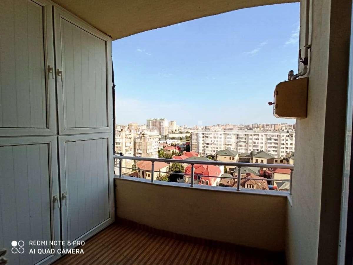 Satılır, yeni tikili, 3 otaqlı, 125 m², 8-ci mikrorayon q.
