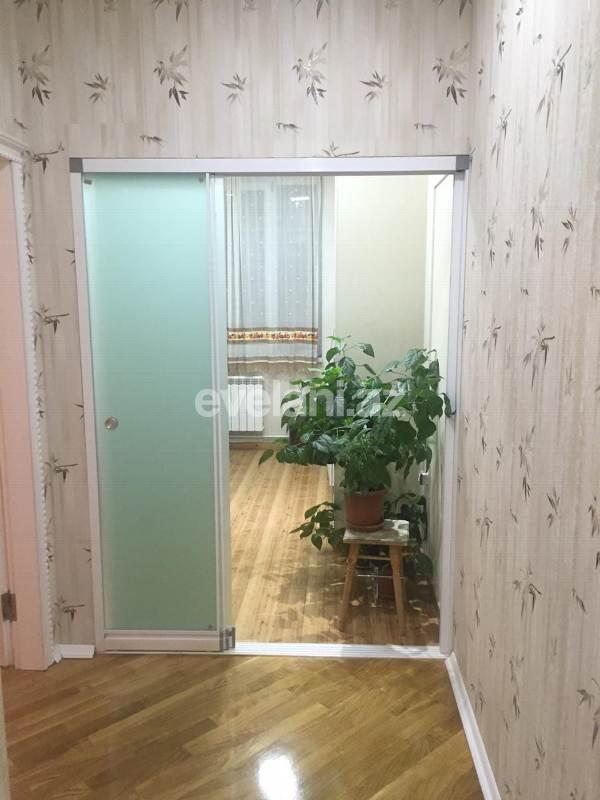 Satılır, yeni tikili, 3 otaqlı, 100 m², 2-ci mikrorayon q.