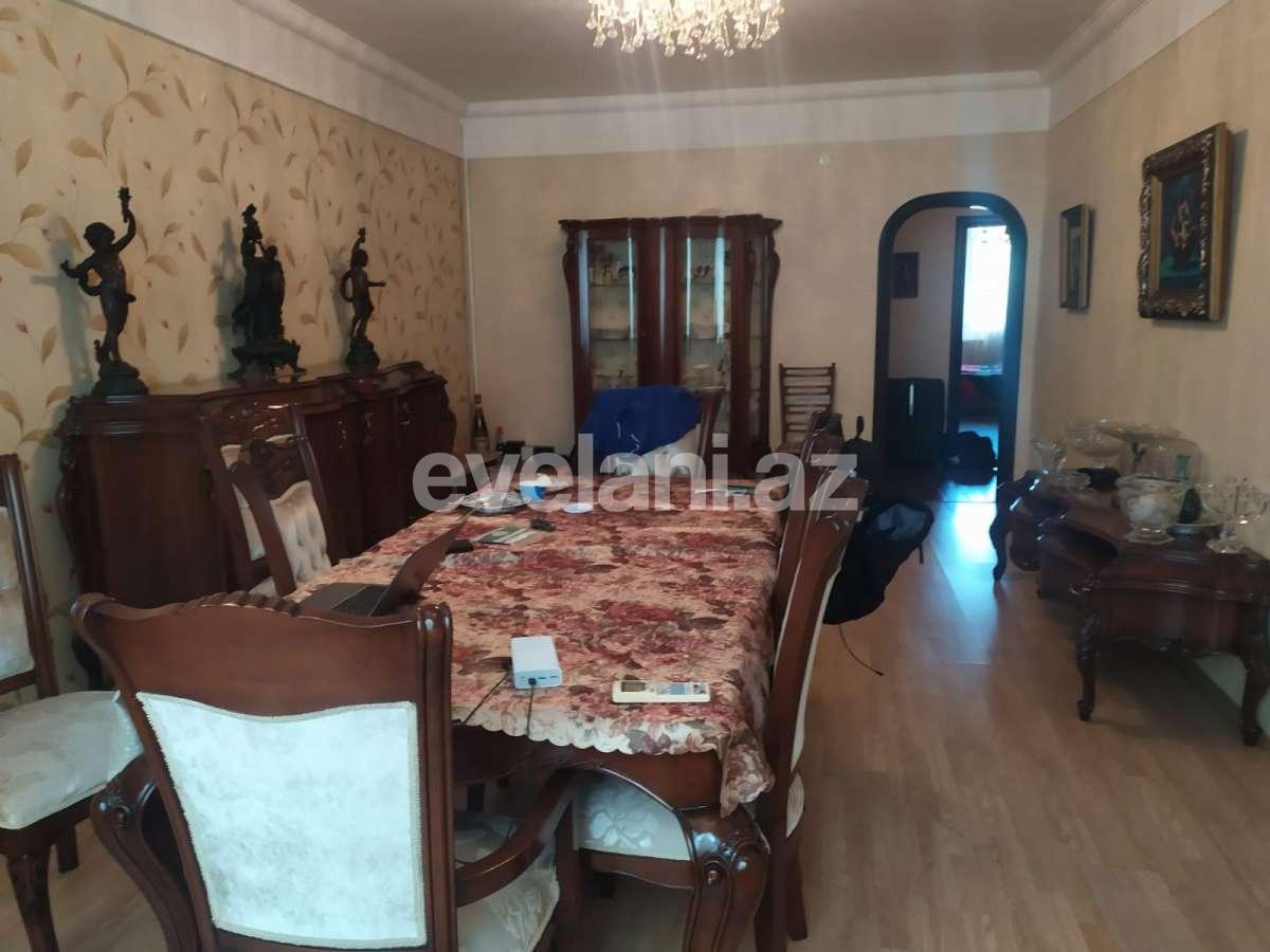 Rent, old building, 3 room, 100 m², Icheri Sheher m.