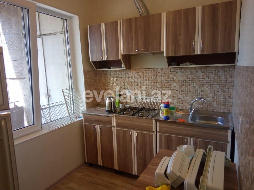 Satılır, köhnə tikili, 3 otaqlı, 76 m², Həzi Aslanov m.