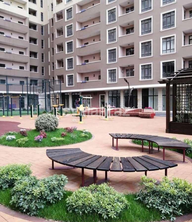 Satılır, yeni tikili, 2 otaqlı, 53 m², İnşaatçılar m.
