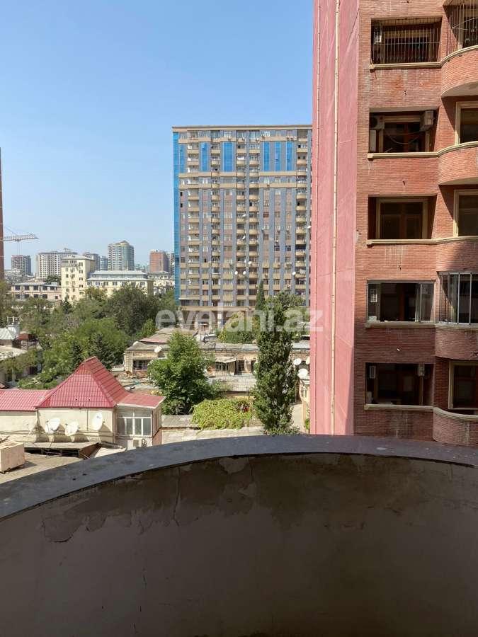 Satılır, yeni tikili, 3 otaqlı, 170 m², 28 may m.