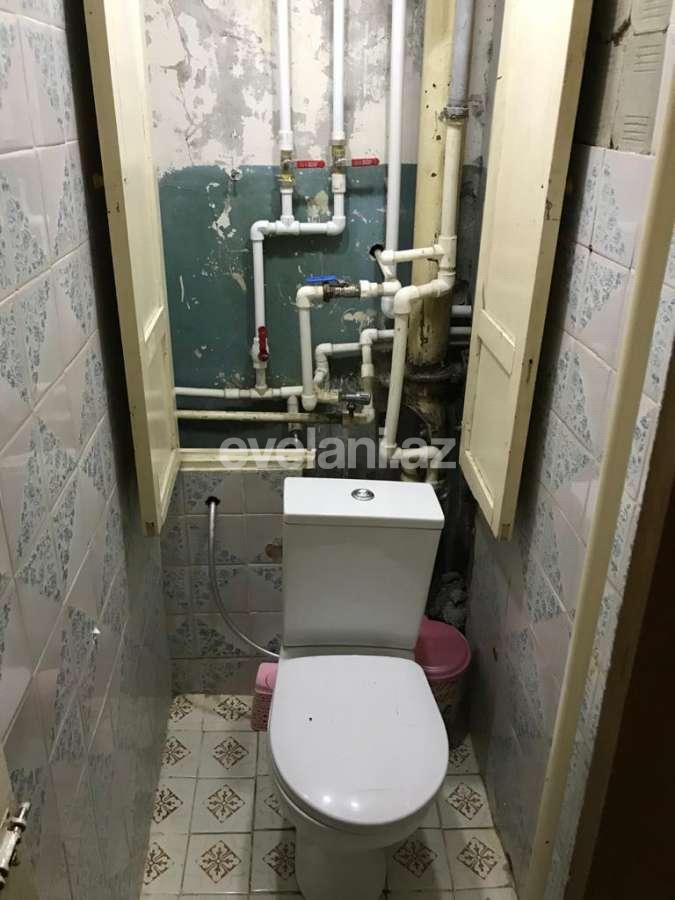 Sale, old building, 3 room, 82 m², 9-th microdistrict d.