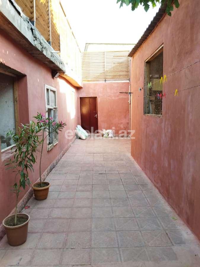 Satılır, həyət evi / bağ, 4 otaqlı, 100 m², İnşaatçılar m.