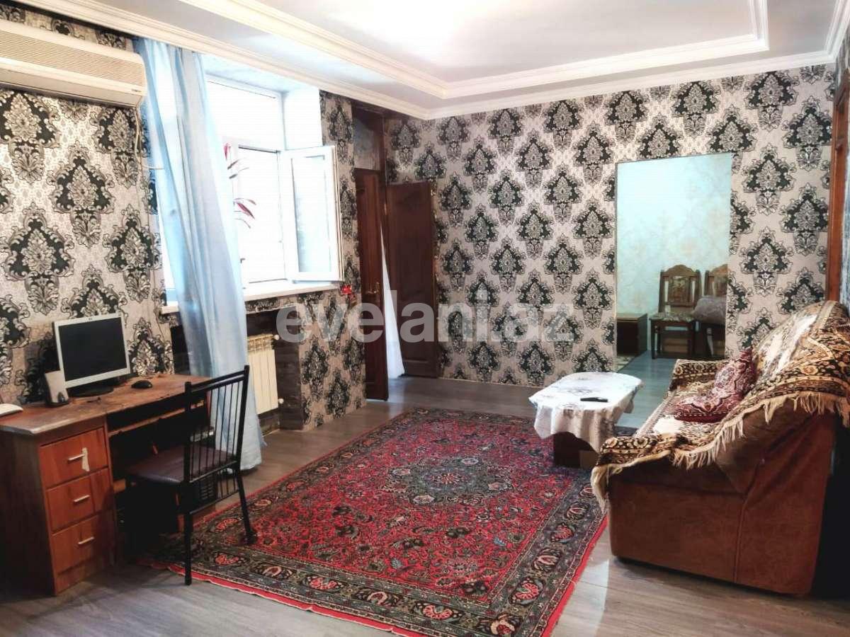 Satılır, həyət evi / bağ, 4 otaqlı, 100 m², İnşaatçılar m.