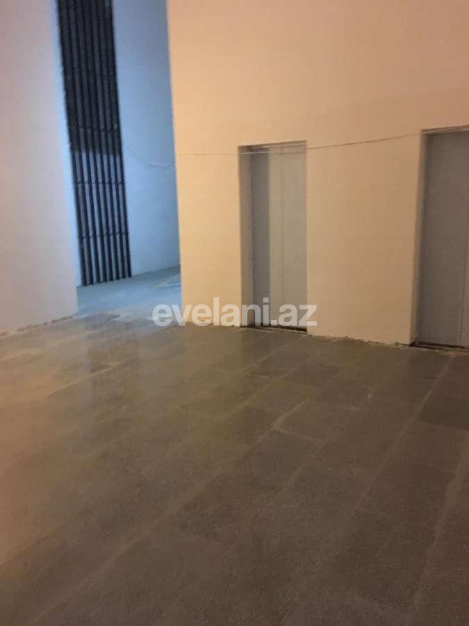 Продаётся, новостройка, 4-комнаты, 178 m², Низами m.