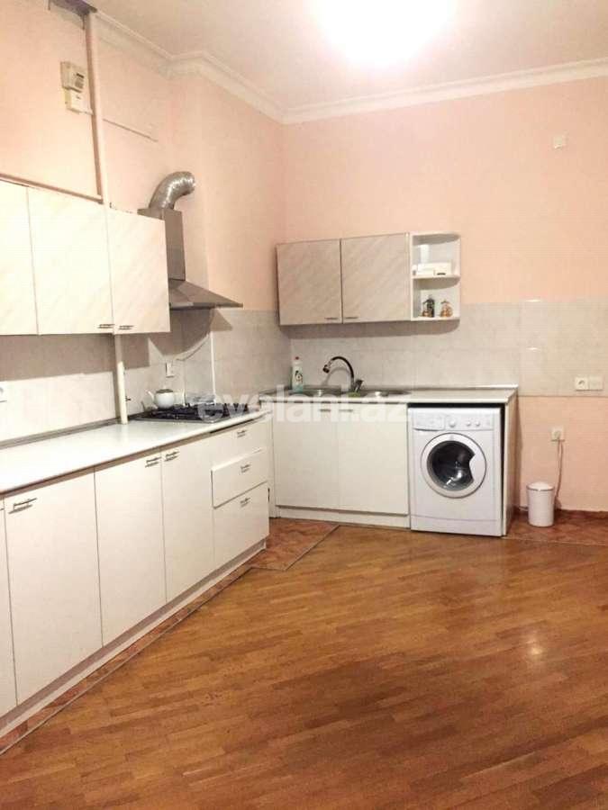Kirayə verilir, yeni tikili, 4 otaqlı, 180 m², Nizami m.