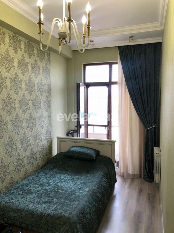 Rent, new building, 3 room, 57 m², 20 yanvar m.