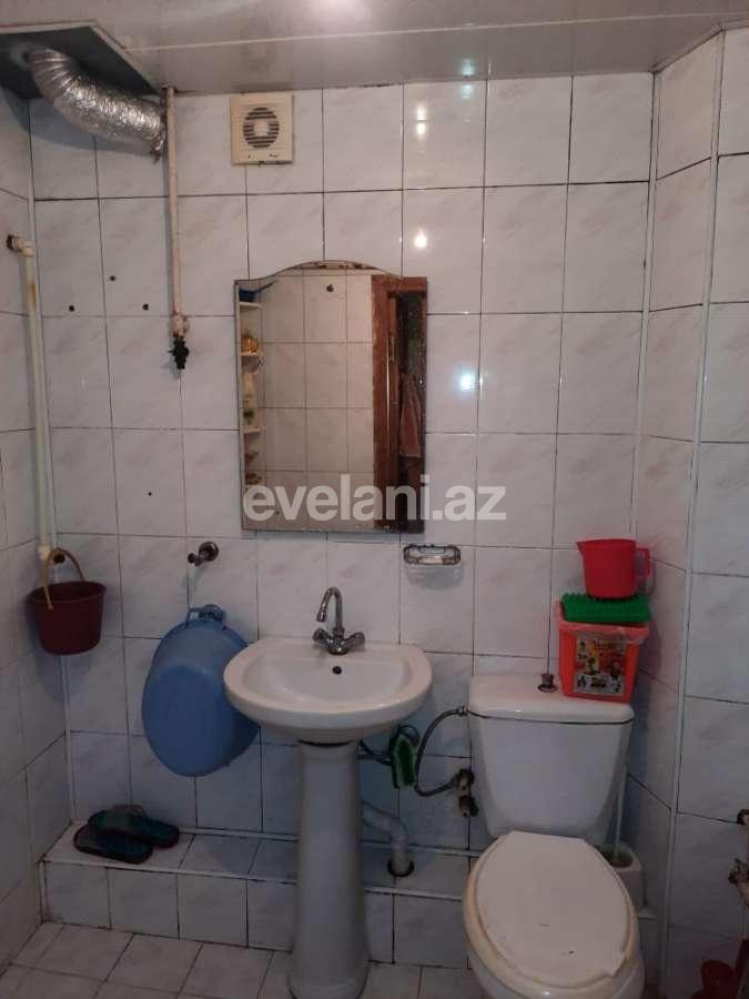 Satılır, köhnə tikili, 3 otaqlı, 110 m², Bakıxanov q.