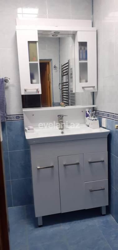 Satılır, yeni tikili, 3 otaqlı, 131 m², İnşaatçılar m.