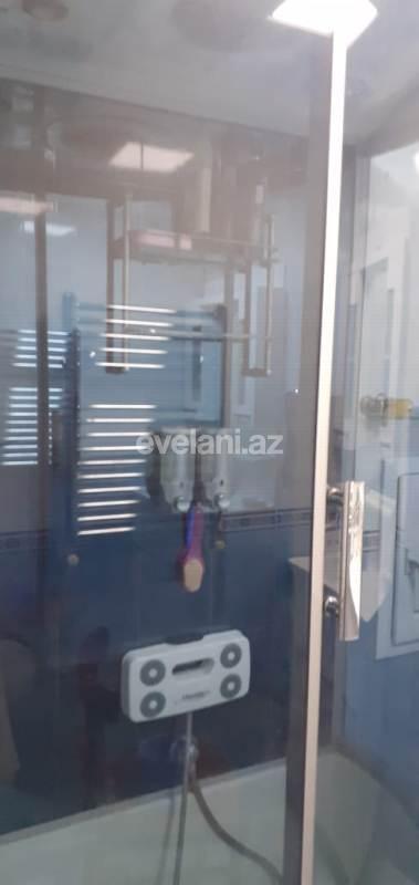 Satılır, yeni tikili, 3 otaqlı, 131 m², İnşaatçılar m.