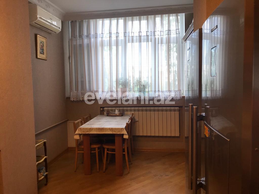 Sale, old building, 3 room, 95 m², Elmlar Akademiyası m.