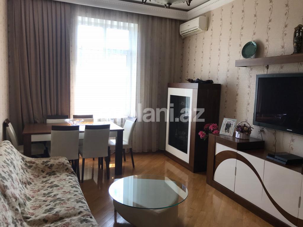 Sale, old building, 3 room, 95 m², Elmlar Akademiyası m.