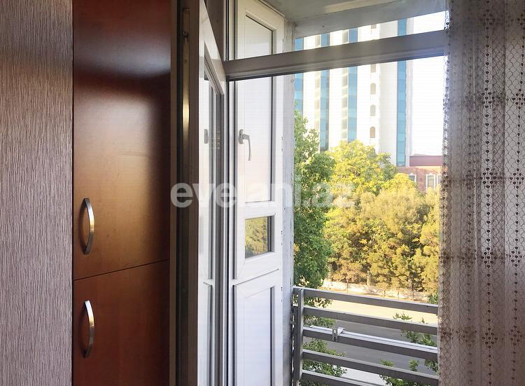 Sale, old building, 2 room, 70 m², Yasamal r.