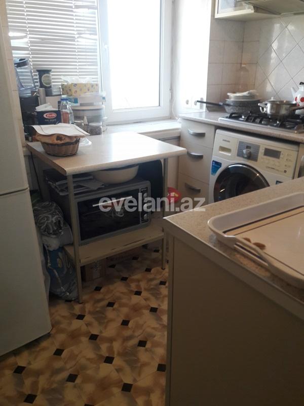Satılır, köhnə tikili, 2 otaqlı, 48 m², Elmlər Akademiyası m.