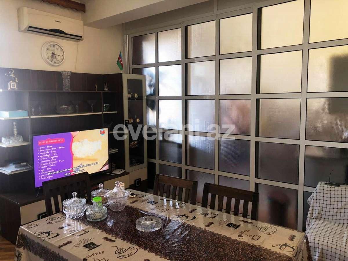 Satılır, köhnə tikili, 3 otaqlı, 65 m², Nəriman Nərimanov m.