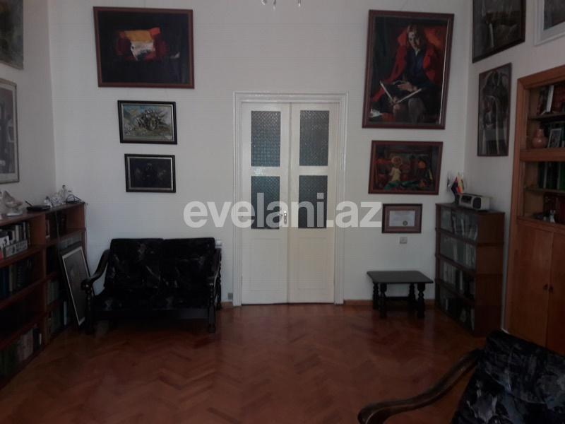 Sale, old building, 4 room, 110 m², 28 may m.