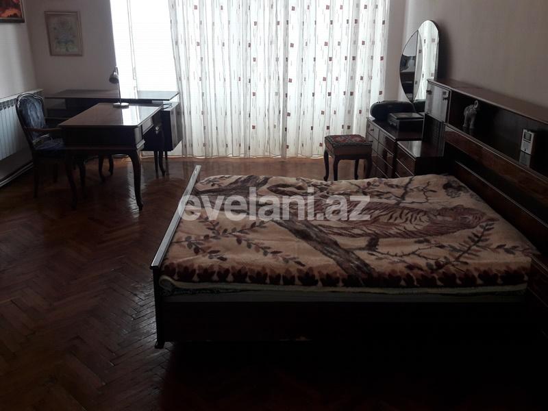 Sale, old building, 4 room, 110 m², 28 may m.