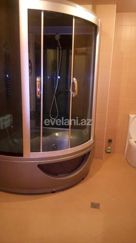 Kirayə verilir, yeni tikili, 4 otaqlı, 170 m², 28 may m.