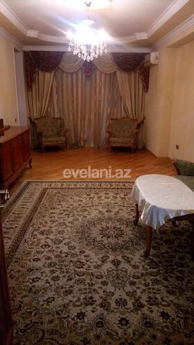 Kirayə verilir, yeni tikili, 4 otaqlı, 170 m², 28 may m.