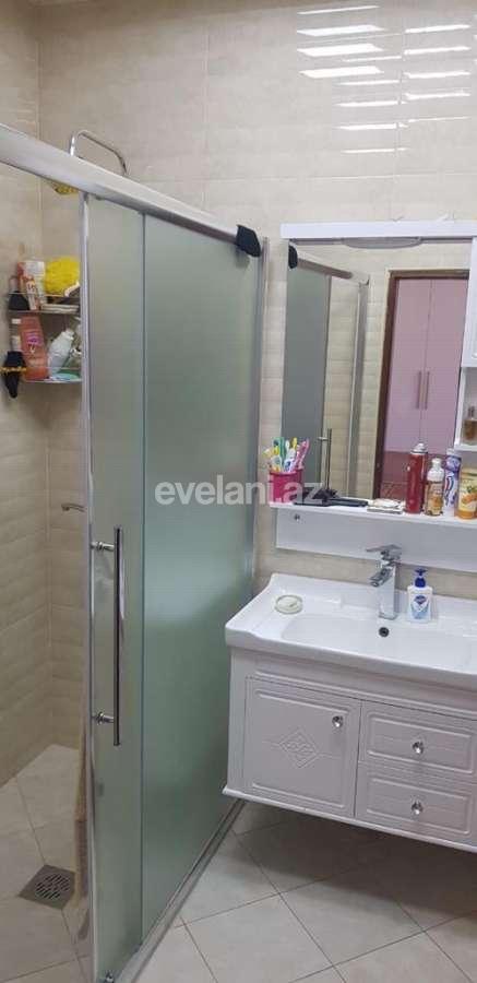 Продаётся, вторичка, 3-комнаты, 90 m², Элмляр Академиясы m.