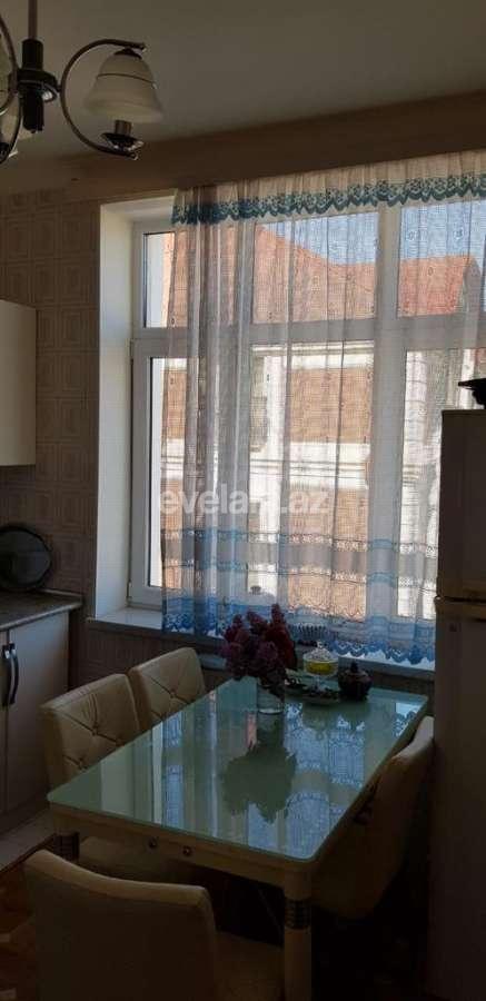 Продаётся, вторичка, 3-комнаты, 90 m², Элмляр Академиясы m.