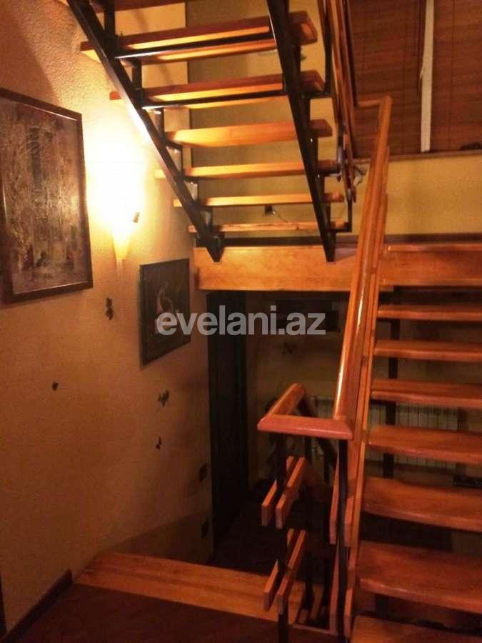 Satılır, həyət evi / bağ, 5 otaqlı, 200 m², Novxanı q.