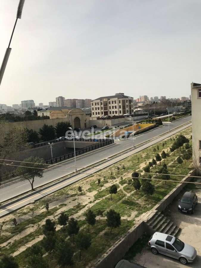 Satılır, köhnə tikili, 3 otaqlı, 67 m², Nəriman Nərimanov m.