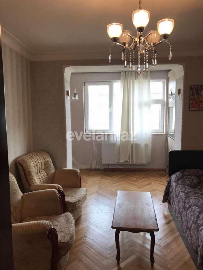 Satılır, köhnə tikili, 3 otaqlı, 67 m², Nəriman Nərimanov m.