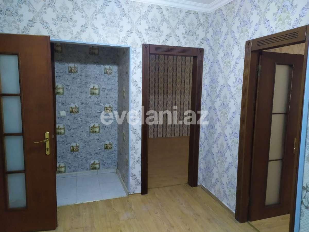 Satılır, köhnə tikili, 2 otaqlı, 65 m², İnşaatçılar m.
