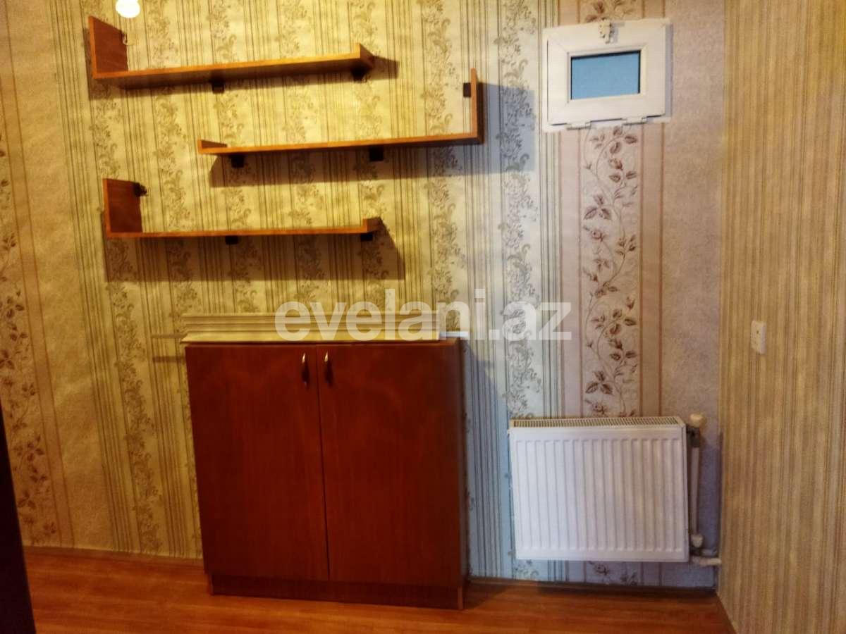 Satılır, köhnə tikili, 2 otaqlı, 65 m², İnşaatçılar m.
