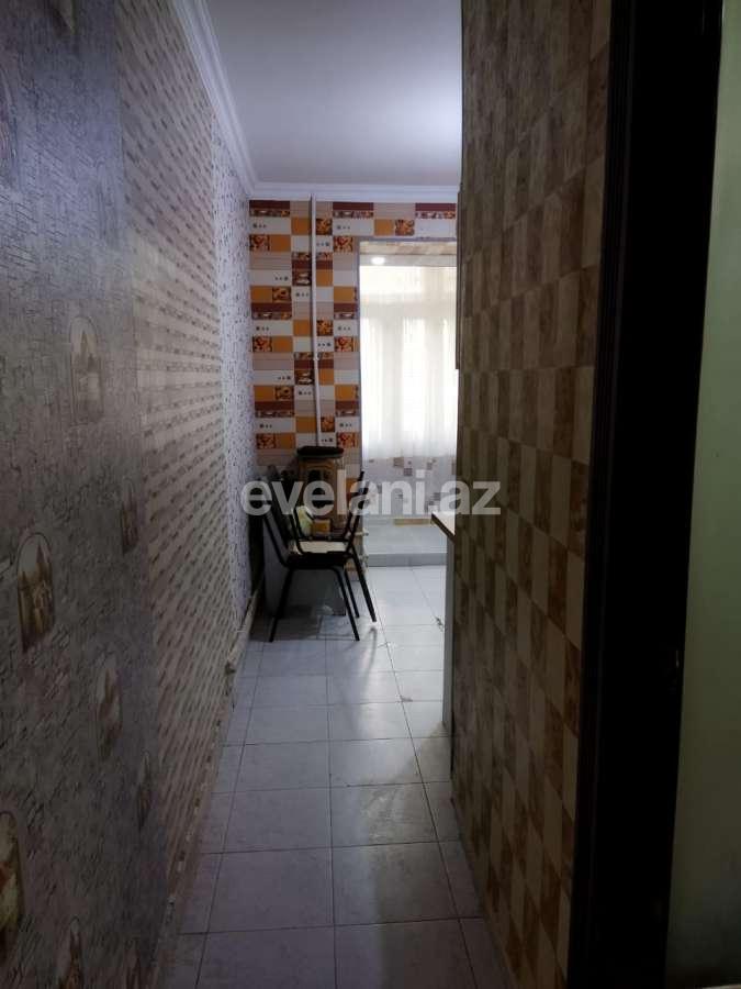 Satılır, köhnə tikili, 2 otaqlı, 65 m², İnşaatçılar m.