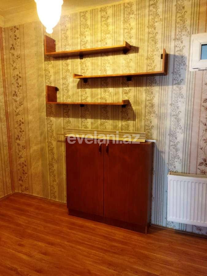 Satılır, köhnə tikili, 2 otaqlı, 65 m², İnşaatçılar m.
