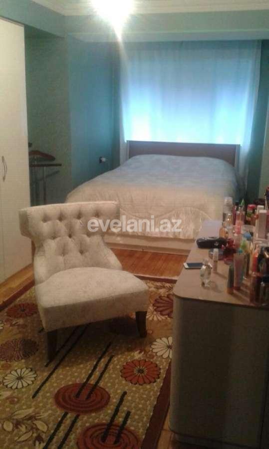 Satılır, köhnə tikili, 3 otaqlı, 77 m², Gənclik m.