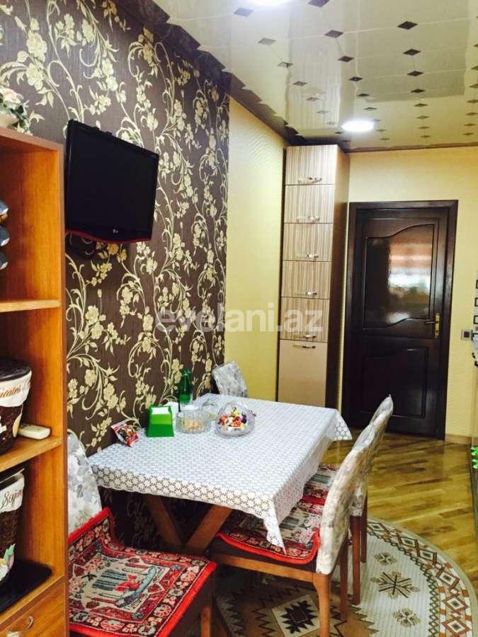 Satılır, köhnə tikili, 3 otaqlı, 77 m², Gənclik m.