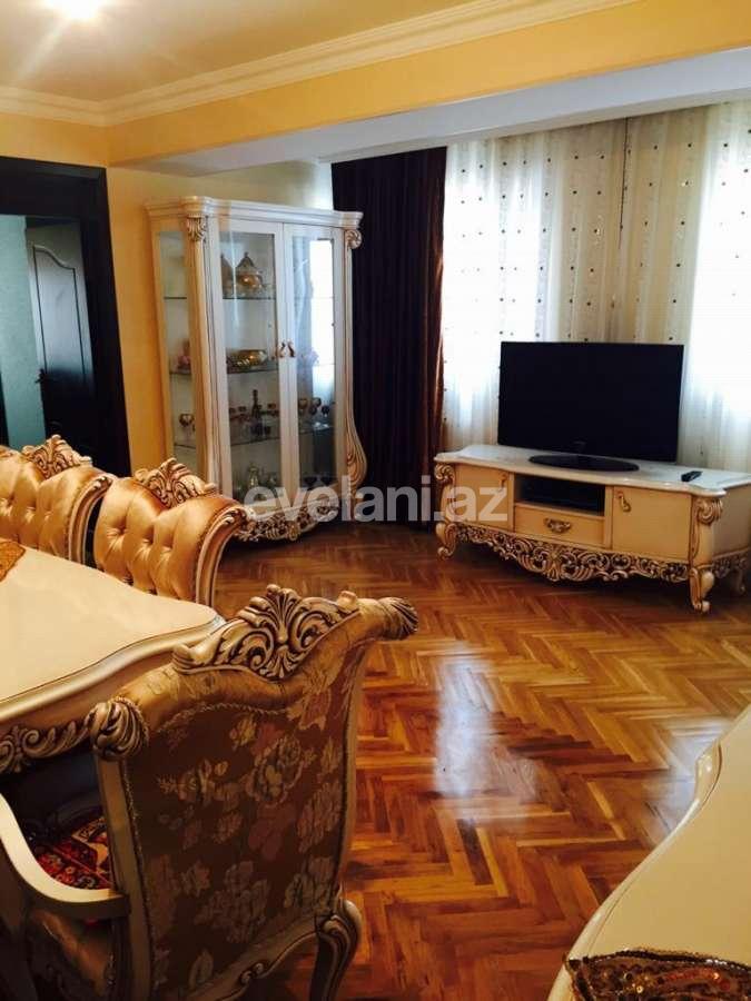 Satılır, köhnə tikili, 3 otaqlı, 77 m², Gənclik m.