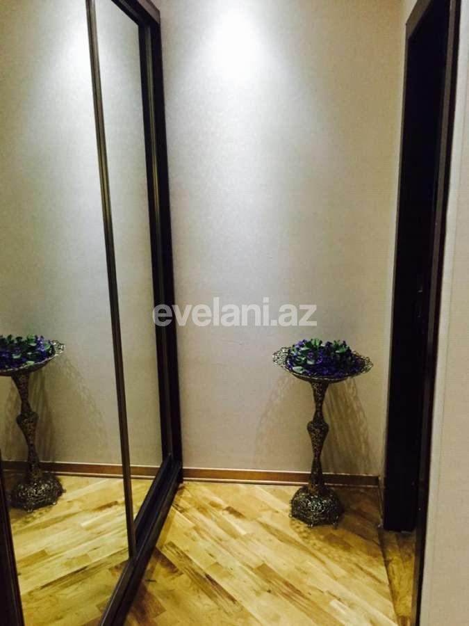 Satılır, köhnə tikili, 3 otaqlı, 77 m², Gənclik m.